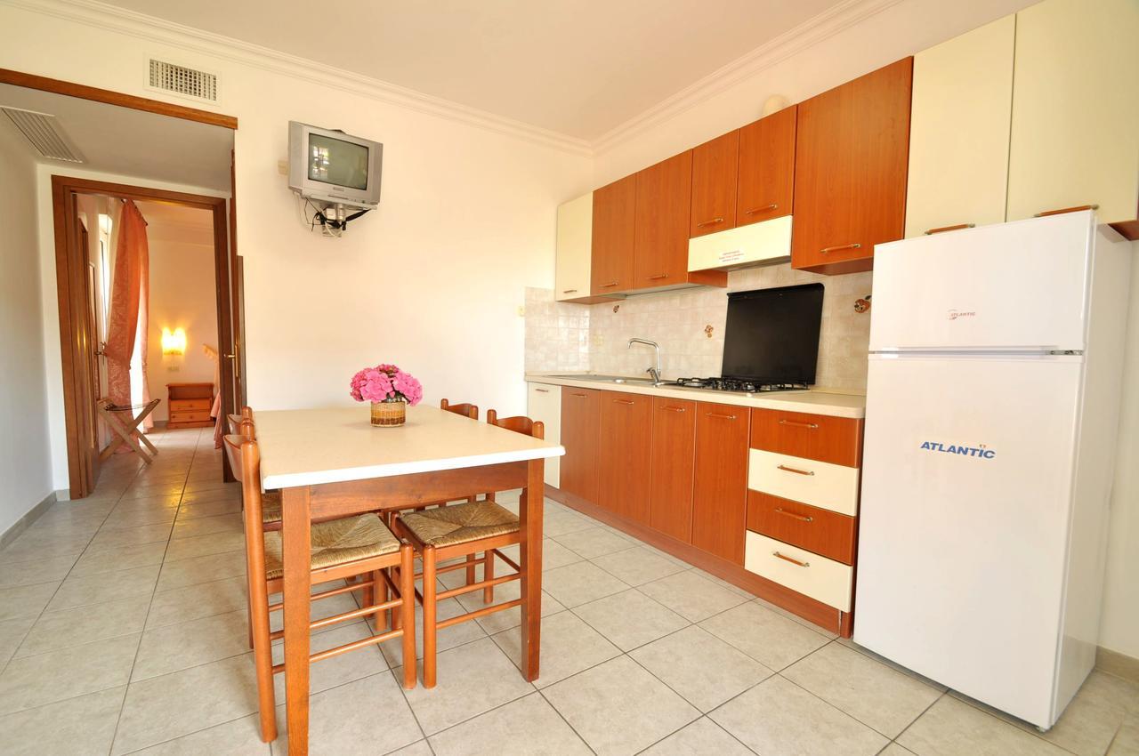 Residence Mezzaluna Carovigno Esterno foto